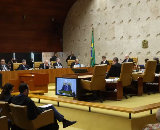 STF fixa regras, e juízes e promotores poderão receber até 70% acima do teto em 'penduricalhos'